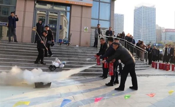威海產(chǎn)投集團(tuán)開(kāi)展“全民消防，生命至上” 消防宣傳月活動(dòng)